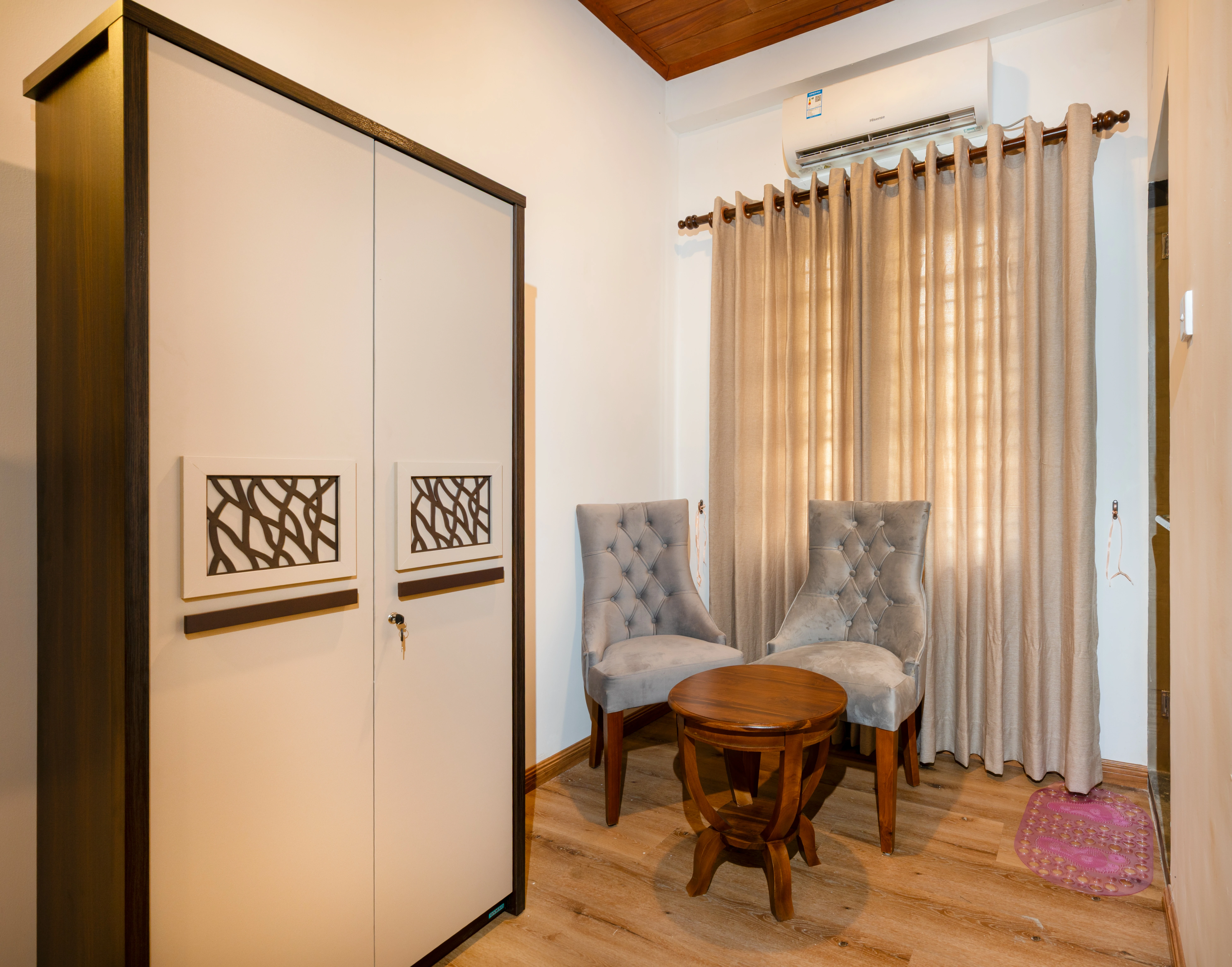 Room 6